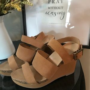 Franco Sarto Wedges